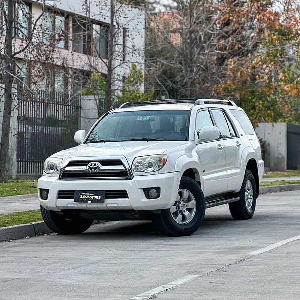 TOYOTA 4RUNNER 4.0 AUT 2010 1