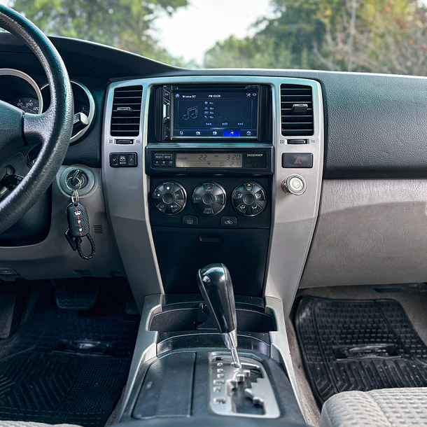 TOYOTA 4RUNNER 4.0 AUT 2010 9