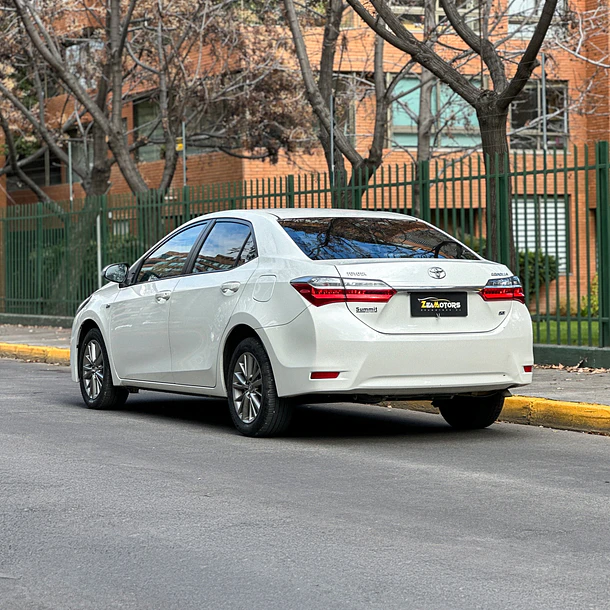 Toyota Corolla 1.8 AUT XLI 4X2 CVT 4P 2018 4