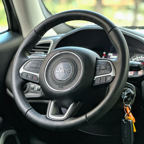 Jeep Renegade 1.8 Sport LX MT 2023 13