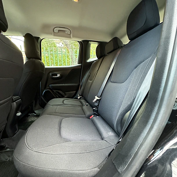 Jeep Renegade 1.8 Sport LX MT 2023 14