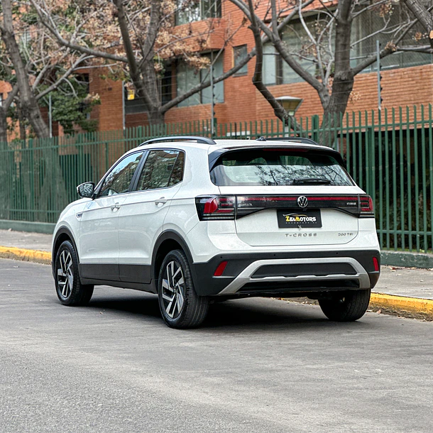 Volkswagen T-Cross 1.0 TSI Comfortline AT 2025 4