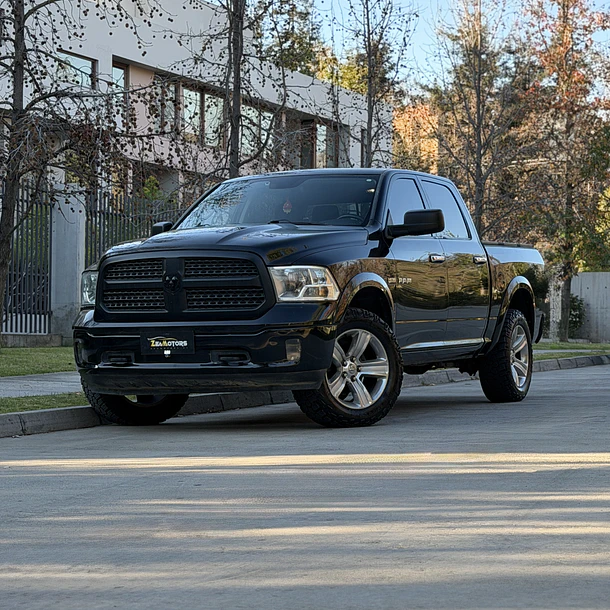 RAM 1500 LARAMIE 5.7 4x4 CREW CAB 2017 1