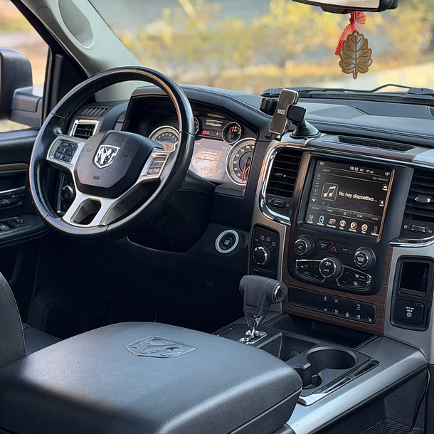 RAM 1500 LARAMIE 5.7 4x4 CREW CAB 2017 12