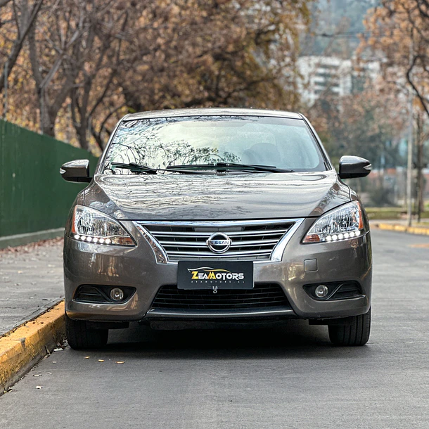 Nissan Sentra Advance 1.8 AUT 2013 3