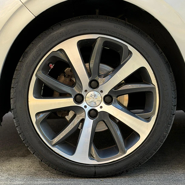 PEUGEOT 208 ALLURE BLUEHDI 1.6 2019 6