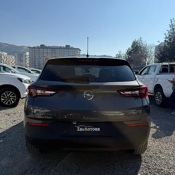 OPEL GRANDLAND 1.6 AUT 2021  3