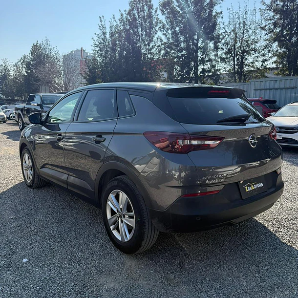 OPEL GRANDLAND 1.6 AUT 2021  4