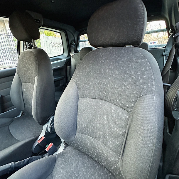 Ram 700 DCAB SLT 1.4 2019 10