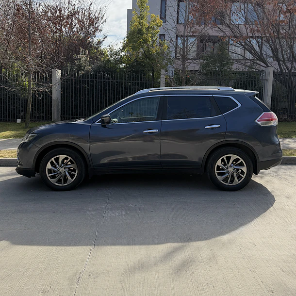NISSAN X TRAIL EXCLUSIVE 2.5 4X4 2017 2