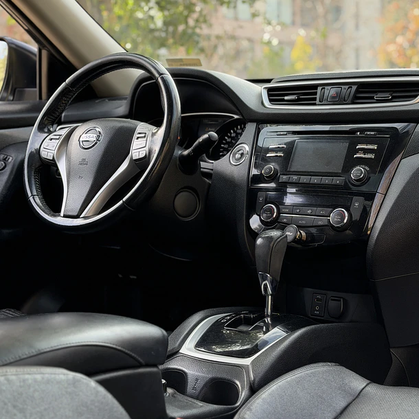 NISSAN X TRAIL EXCLUSIVE 2.5 4X4 2017 10