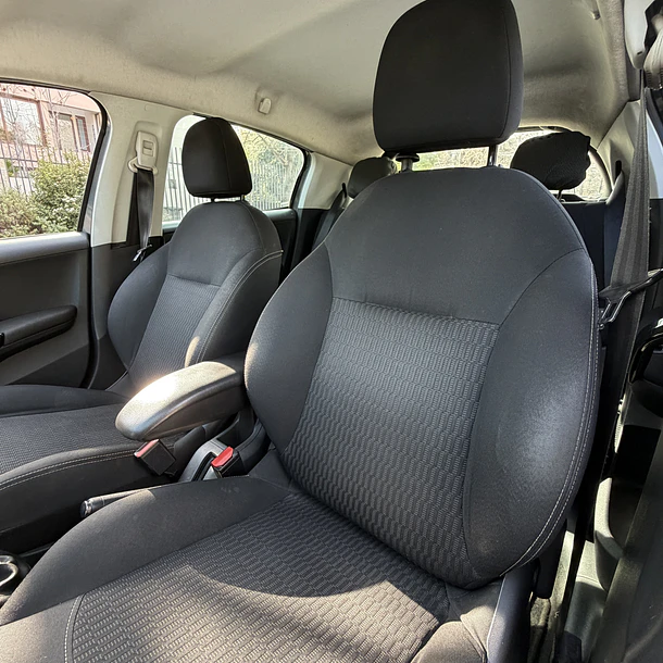 PEUGEOT 208 ACTIVE BLUEHDI 1.6 2018  11