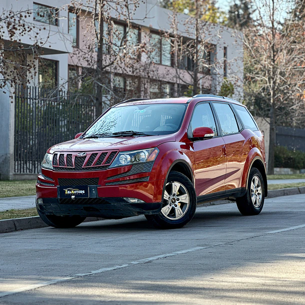 Mahindra Xuv 500 2.2 Diesel 4x4 2016 1