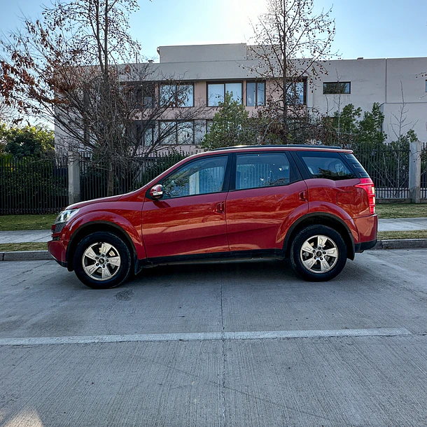 Mahindra Xuv 500 2.2 Diesel 4x4 2016 2