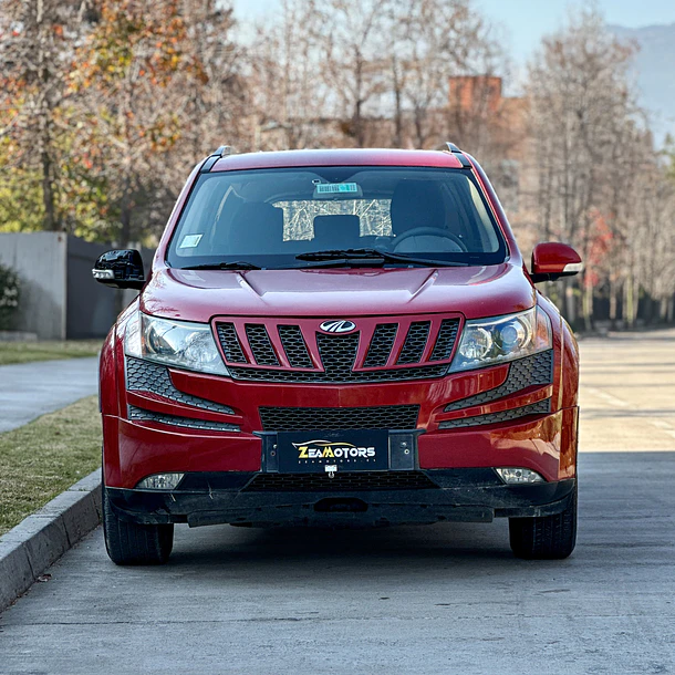 Mahindra Xuv 500 2.2 Diesel 4x4 2016 3