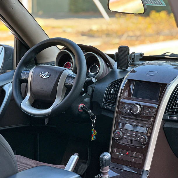 Mahindra Xuv 500 2.2 Diesel 4x4 2016 8