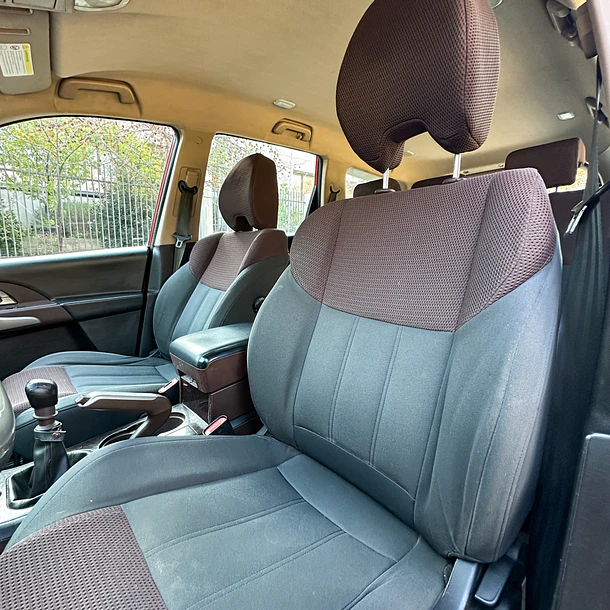 Mahindra Xuv 500 2.2 Diesel 4x4 2016 11