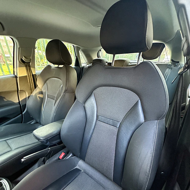 AUDI A1 SPORTBACK TFSI 1.4 AUT 2013 12