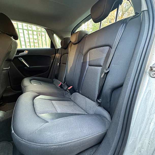 AUDI A1 SPORTBACK TFSI 1.4 AUT 2013 13