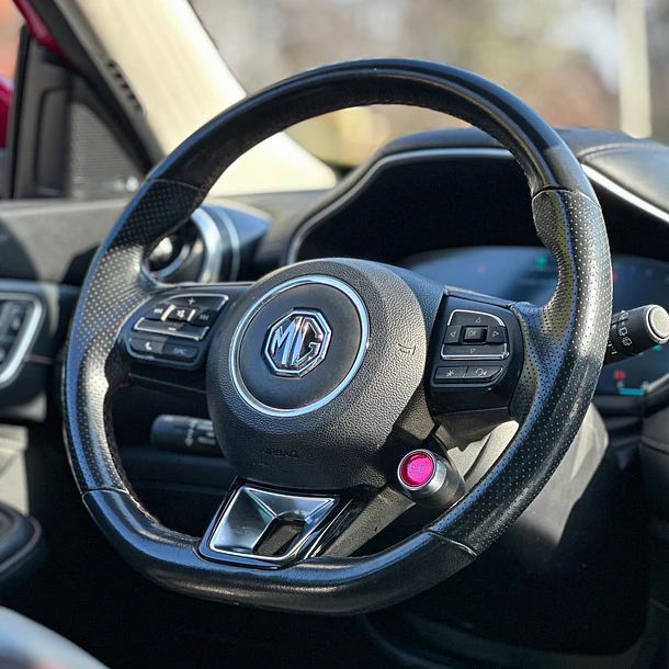 MG HS TROPHY 2.0 TURBO AWD 2021 13