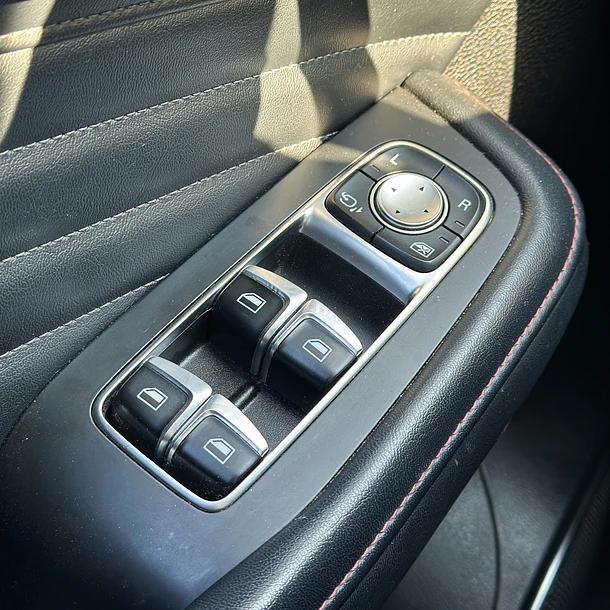 MG HS TROPHY 2.0 TURBO AWD 2021 14