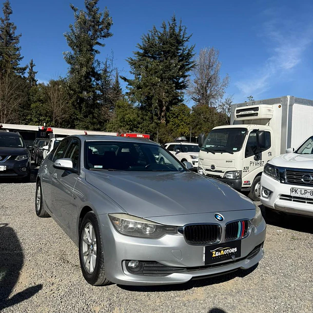 BMW 316I 1.6 AUT 2013 1