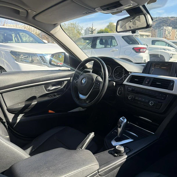 BMW 316I 1.6 AUT 2013 8