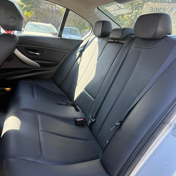 BMW 316I 1.6 AUT 2013 11