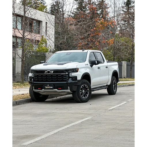 Chevrolet Silverado 6.2L ZR2 AT 2025
