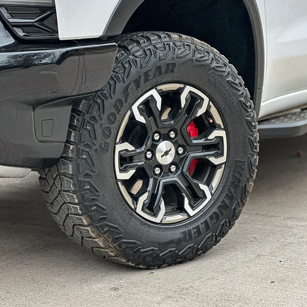 Chevrolet Silverado 6.2L ZR2 AT 2025 6
