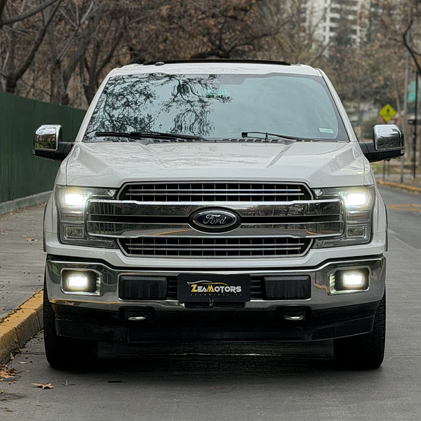 Ford F-150 5.0 Lariat Luxury 4x4 2020 2