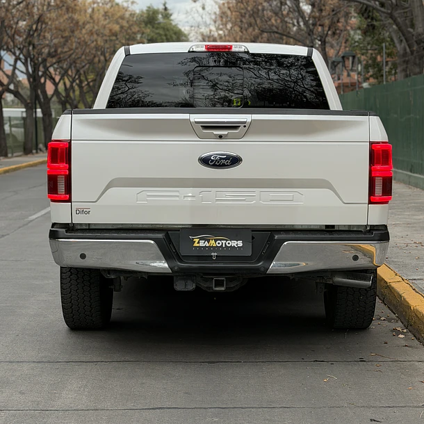 Ford F-150 5.0 Lariat Luxury 4x4 2020 4