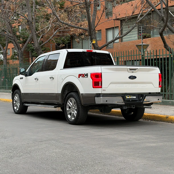 Ford F-150 5.0 Lariat Luxury 4x4 2020 6