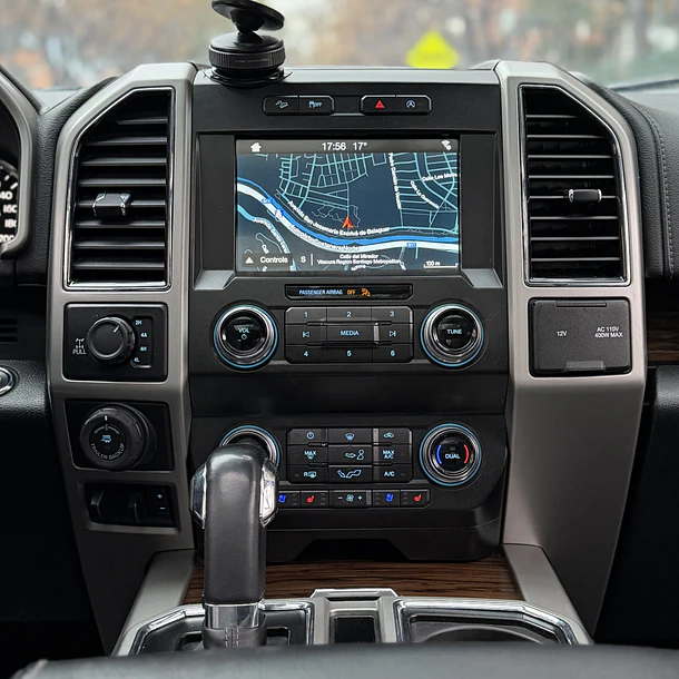 Ford F-150 5.0 Lariat Luxury 4x4 2020 10
