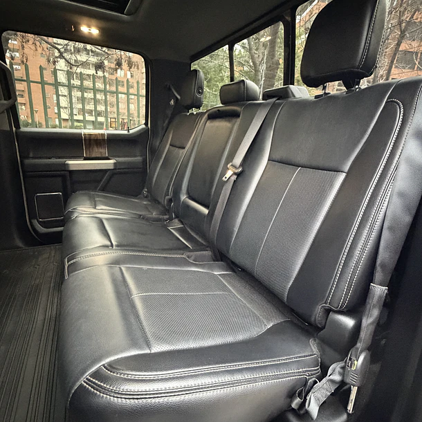 Ford F-150 5.0 Lariat Luxury 4x4 2020 11