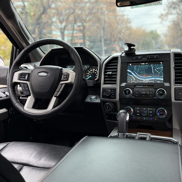 Ford F-150 5.0 Lariat Luxury 4x4 2020 12