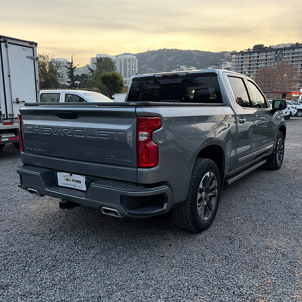 CHEVROLET  SILVERADO 4X4 3.0L AUT HIGH COUNTRY 2023 5