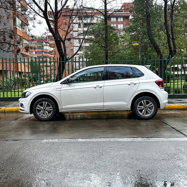 VOLKSWAGEN POLO 1.6 COMFORTLINE AUT 2019 2