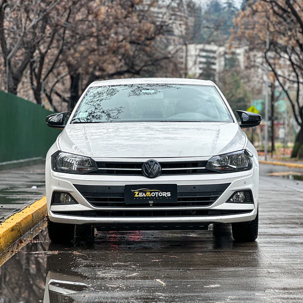 VOLKSWAGEN POLO 1.6 COMFORTLINE AUT 2019 3