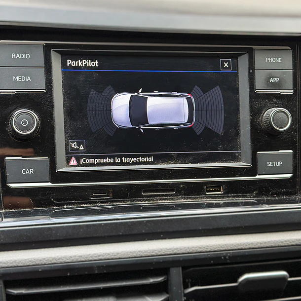VOLKSWAGEN POLO 1.6 COMFORTLINE AUT 2019 7