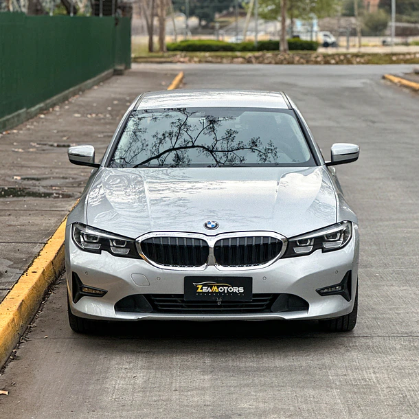 BMW 320i Comfort 2021  4