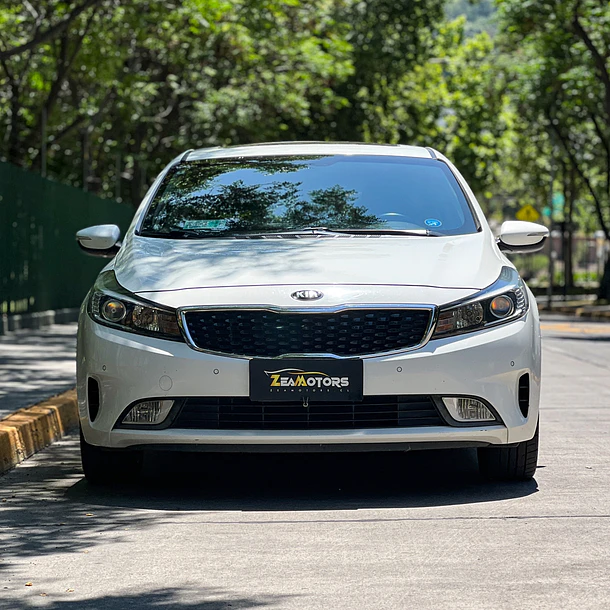 KIA CERATO 5 SX 1.6  2014 2
