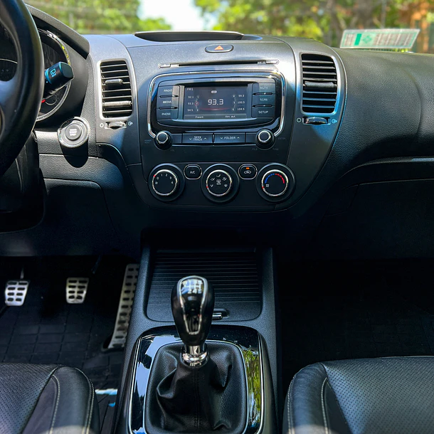 KIA CERATO 5 SX 1.6  2014 8