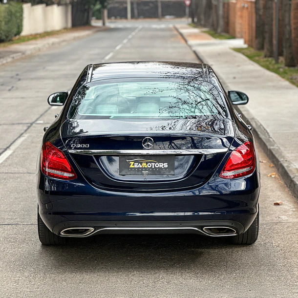 Mercedes Benz C300 2.0T 4P 4X2 2018 15
