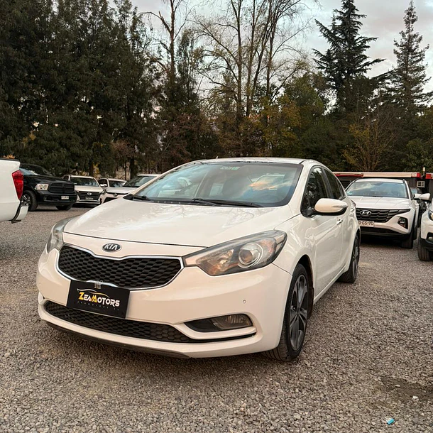 KIA CERATO 5 SX 1.6  2014 3