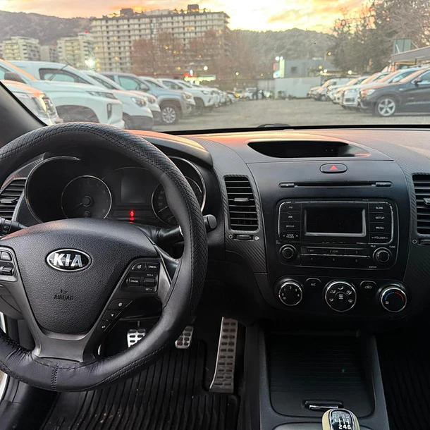 KIA CERATO 5 SX 1.6  2014 8