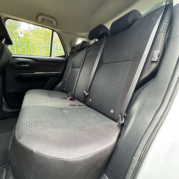 Toyota Raize E 1.2 AT 4x2 BCN SW E6 2024 15