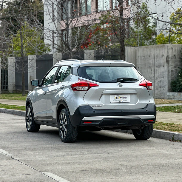 Nissan KICKS Advance  1.6 MT 2020 4