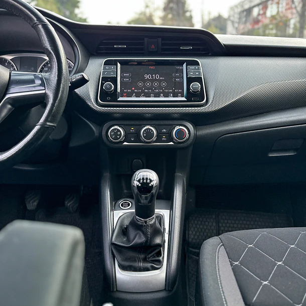 Nissan KICKS Advance  1.6 MT 2020 8