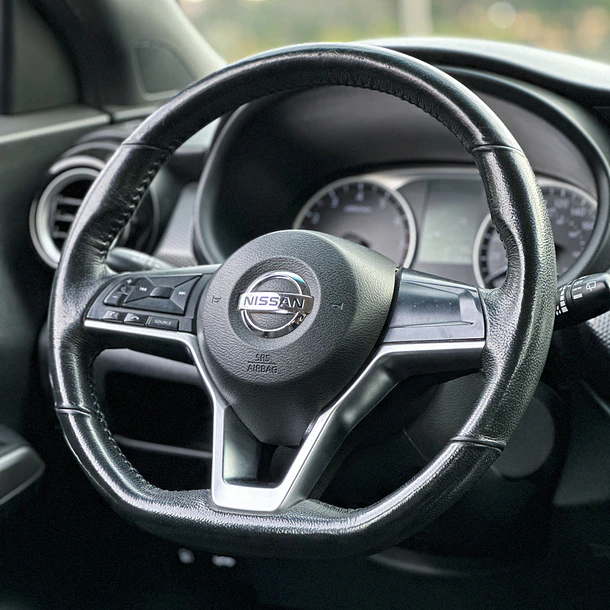 Nissan KICKS Advance  1.6 MT 2020 12